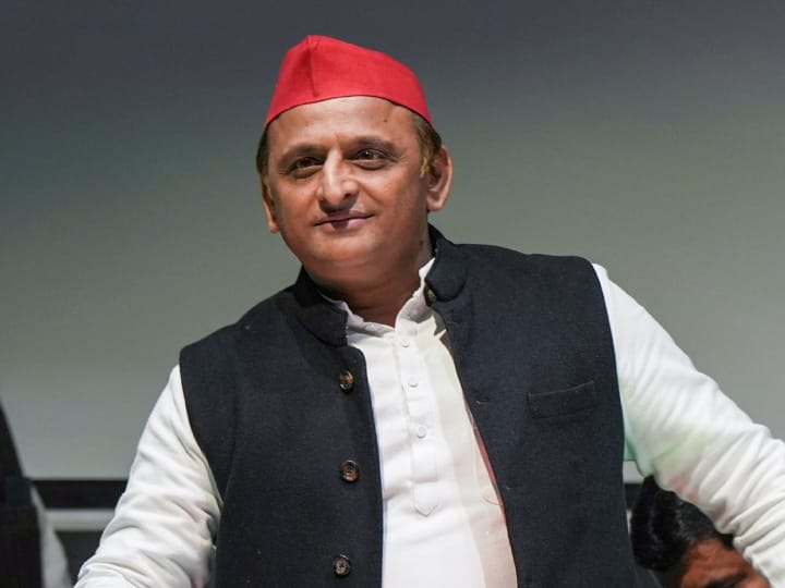 UP MLC Election 2023 SP prepares strategy to give fight to BJP in MLC elections ann UP MLC Election: यूपी एमएलसी चुनाव में पांचों सीटें जीतने के लिए सपा की रणनीति तैयार, नेता प्रतिपक्ष की कुर्सी पर नजर