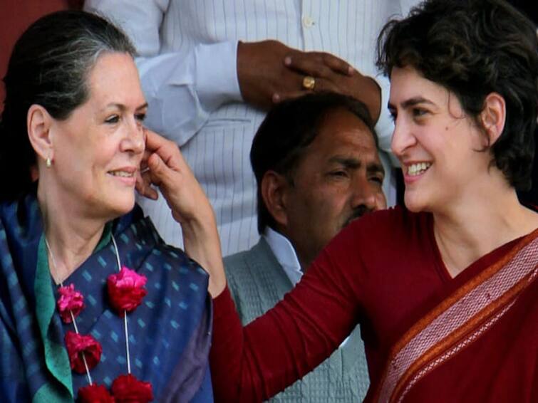 Sonia Gandhi initially struggled to learn Indian traditions disliked politics Priyanka Gandhi Priyanka Gandhi : அம்மாவுக்கு ஆரம்பத்தில அரசியல் பிடிக்கல...கலாச்சாரத்த கத்துக்க கஷ்டப்பட்டாங்க...மனம் திறந்த பிரியங்கா காந்தி..!