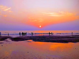 Mumbai Beaches: परिवार के साथ क्वालिटी टाइम बिताना हो तो मुंबई के इन बीच पर जरूर जाएं, यहां देखें पूरी लिस्ट