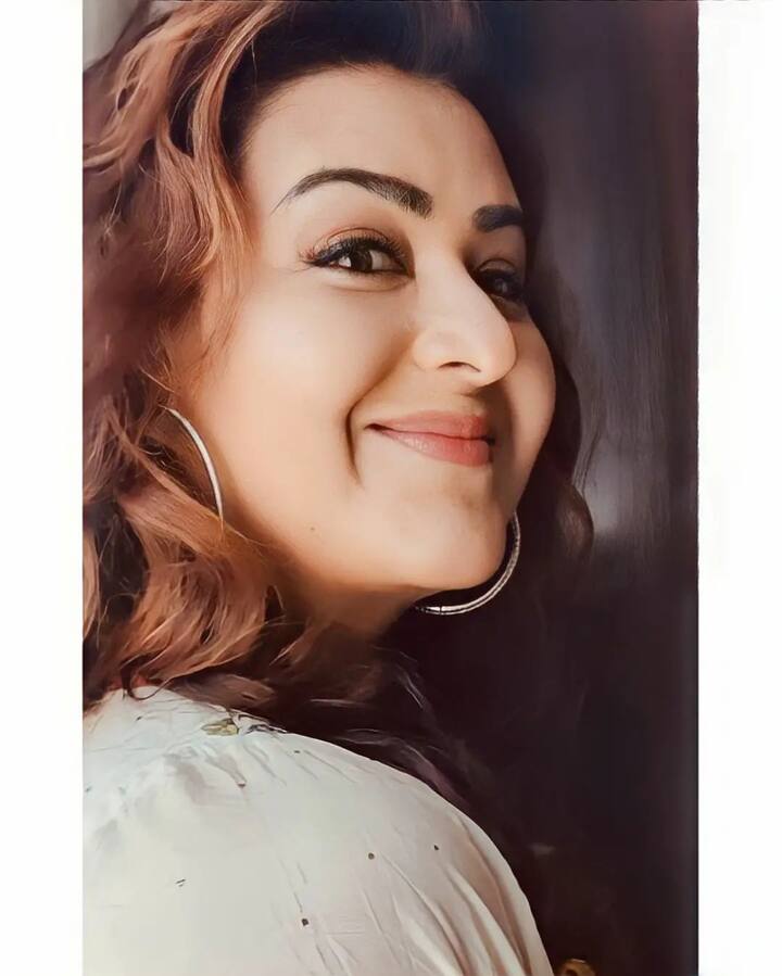 तुम्हीही शिल्पा शिंदेच्या अभिनयाचे वेडे असाल तर तुमच्यासाठी एक आनंदाची बातमी आहे. शिल्पा पुन्हा एकदा टीव्हीच्या दुनियेत पाऊल ठेवत आहे.(फोटो सौजन्य :shilpa_shinde_official/इंस्टाग्राम)