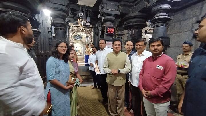 महालक्ष्मी एक्स्प्रेसने किरीट सोमय्या यांचे कोल्हापुरात आगमन झाले.