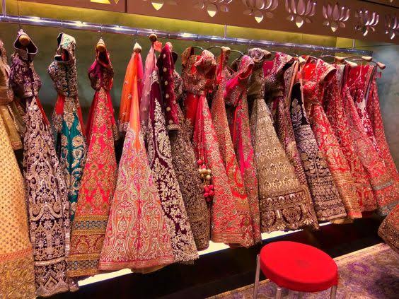 Cheapest Lehenga In Chandni Chowk | Lehenga Wholesale Market In Delhi  Chandni Chowk | COD - YouTube