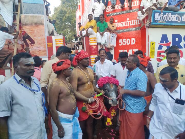 Thousands of spectators also came to watch the event