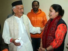 महाराष्ट्र के राज्यपाल भगत सिंह कोश्यारी मिलीं बीजेपी नेता अपर्णा यादव, दी ये प्रतिक्रिया?