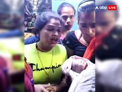 पटरी पर दौड़ रही थी जनशताब्दी... किन्नरों ने चलती ट्रेन में कराई बच्चे की डिलीवरी, VIDEO VIRAL