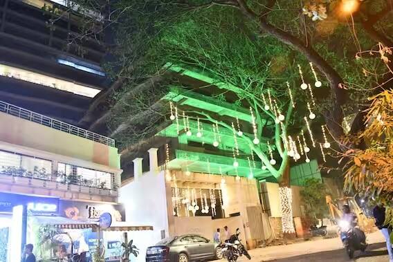 राहुलच्या घराचे डेकोरेट केलेले फोटो सोशल मीडियावर व्हायरल झाले आहेत.