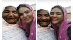 Sonam Bajwa: ਸੋਨਮ ਬਾਜਵਾ ਦੀ 'ਗੋਡੇ ਗੋਡੇ ਚਾਅ' ਫਿਲਮ ਦੇ ਸੈੱਟ ਤੋਂ ਸਾਹਮਣੇ ਆਈ ਵੀਡੀਓ, ਬਜ਼ੁਰਗ ਬੇਬੇ ਨਾਲ ਮਸਤੀ ਕਰਦੀ ਆਈ ਨਜ਼ਰ