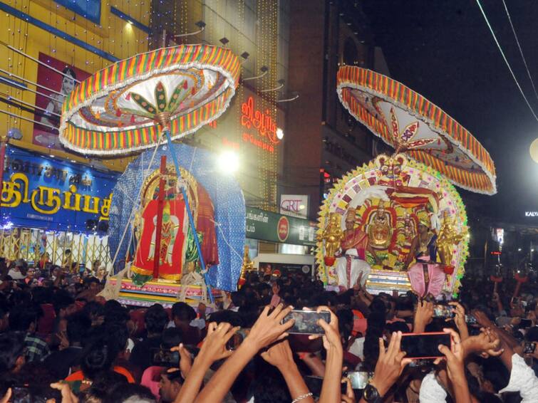 Tiruvoodal festival is held at Annamalaiyar temple in Thiruvannamalai TNN திருவண்ணாமலை அண்ணாமலையார் கோயில் திருவூடல் திருவிழா - பக்தர்கள் சாமி தரிசனம்