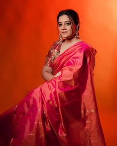 PHOTO: अभिनेत्री आणि कवयित्री स्पृहा जोशीचा मनमोहक अंदाज; साडीत दिसतेय खास!