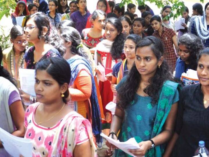 Kerala Menstrual Periods Leave to girls in universities and colleges Menstrual Leave: लड़कियों के लिए राहत! केरल में पीरियड्स में छात्राओं को मिलेगी छुट्टी, सरकार ने किया एलान