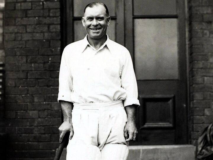 फर्स्ट क्लास क्रिकेट में दूसरे सबसे ज्यादा शतक जड़ने वाले बल्लेबाज भी इंग्लैंड के ही हैं. पेट्सी हेंडरेन ने 1907 से 1937 के बीच 833 फर्स्ट क्लास मैच खेलते हुए कुल 170 शतक जड़े. पेट्सी ने 50.80 की बल्लेबाजी औसत से 57511 फर्स्ट क्लास रन बनाए. इंटरनेशनल करियर में इनके नाम साढ़े तीन हजार से ज्यादा टेस्ट रन दर्ज हैं.