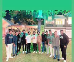 ஹைதராபாத்தில் ஜூனியர் என் டி ஆரை சந்தித்த இந்திய அணி கிரிக்கெட் வீரர்கள்!