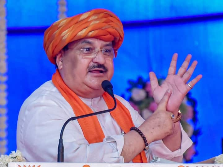 Himachal From student politics to BJP president life of JP Nadda has not been so easy ANN फर्श पर सोकर अर्श तक पहुंचे जेपी नड्डा, छात्र नेता से BJP के राष्ट्रीय अध्यक्ष बनने तक का सफर