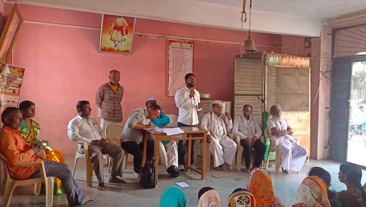 सरपंच साबळे यांच्या अध्यक्षतेखाली महिलांची ग्रामसभा घेण्यात आली.