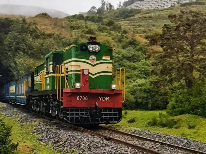 பழனி கோயில் கும்பாபிஷேகம், தைப்பூசம் விழா -  மதுரை, பழனி, கோவை, திண்டுக்கல் இடையே சிறப்பு ரயில்கள் இயக்கம்