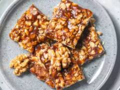 Walnut Chikki Recipe: ਸਿਰਫ ਮੂੰਗਫਲੀ ਹੀ ਨਹੀਂ ਬਲਕਿ ਅਖਰੋਟ ਅਤੇ ਗੁੜ ਦੀ ਚਿੱਕੀ ਵੀ ਬਹੁਤ ਮਜ਼ੇਦਾਰ, ਇੱਕ ਵਾਰ ਕਰੋ ਟ੍ਰਾਈ