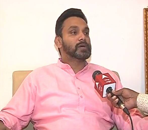 Maharashtra is not responsible if there is a backlash against Karnataka MP Dairyasheel Mane warns after he banned from entering Belgon Dhairyasheel Mane on Karnataka : कर्नाटकच्या गळचेपीविरोधात पडसाद उमटल्यास महाराष्ट्र जबाबदार नाही, खासदार धैर्यशील माने यांचा थेट इशारा!