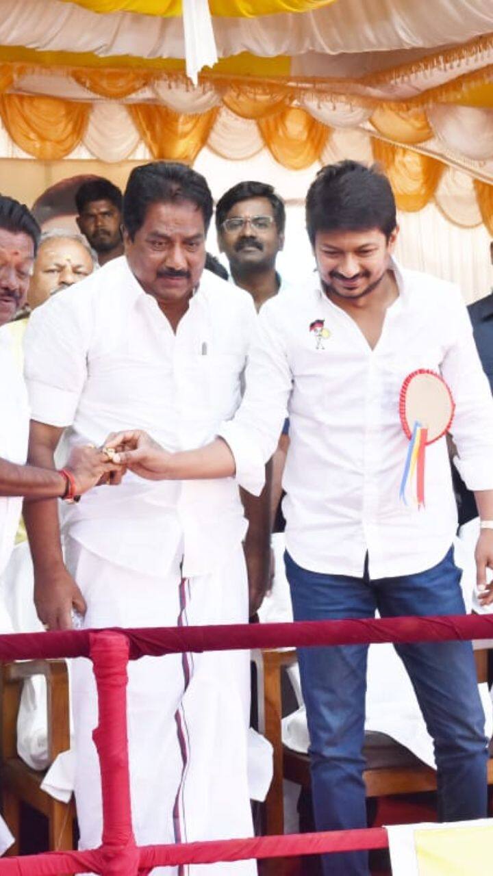 இப்போட்டியை உதயநிதி ஸ்டாலின் மற்றும் நடிகர் சூரி ஆகியோர் நேரில் கண்டு களித்தனர்