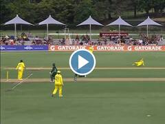 Watch: महिला पाकिस्तान टीम ने दोहराई पुरुषों वाली गलती, एक ही एंड पर आकर हुई रन आउट, देखें मज़ेदार वीडियो