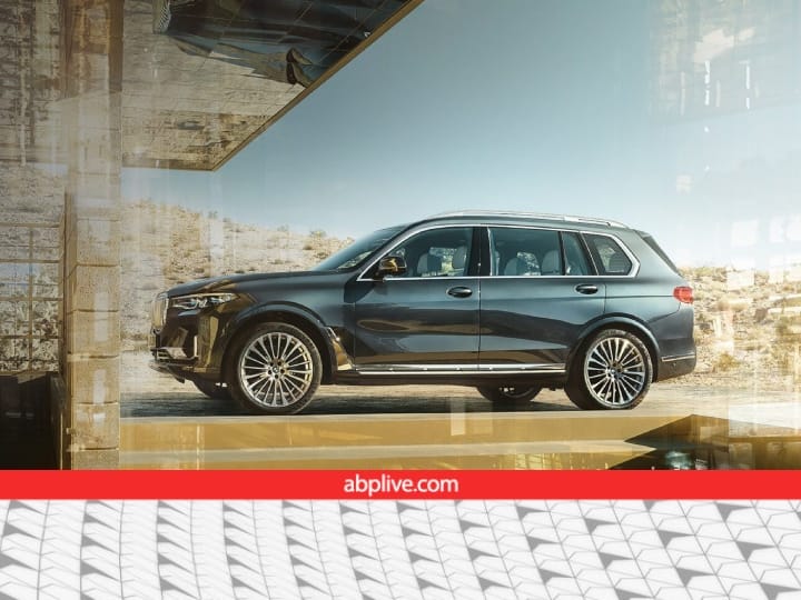 BMW X7 Facelift BMW launched X7 Facelift in India see full details BMW X7 Facelift: बीएमडब्ल्यू ने लॉन्च किया X7 का फेसलिफ्ट वर्जन, कीमत है 1.22 करोड़ रुपये 