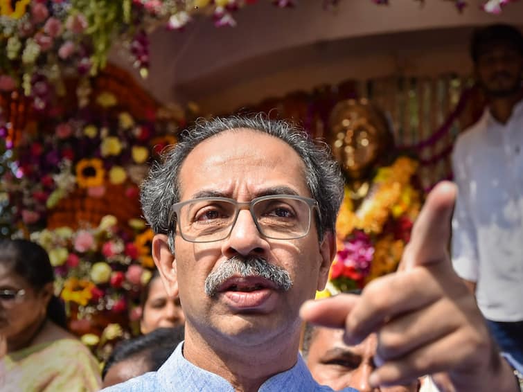 Modi’s Cutouts Come Up Near Uddhav Thackeray’s Residence Ahead Of PM’s Mumbai Visit