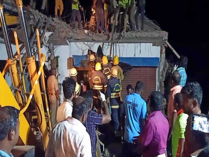 திண்டுக்கல்லில் வெடி விபத்தில்  சிக்கி 2 பேர் உயிரிழப்பு - அமைச்சர் ஐ.பெரியசாமி நேரில் பார்வை