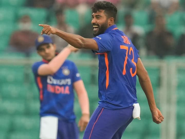rohit sharma says mohammed siraj improved his bowling skills in last two years ind vs nz odi IND vs NZ: टीम इंडिया के लिए कैसे घातक हथियार बन गए हैं सिराज, कप्तान रोहित शर्मा ने बताया