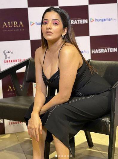 ਮੋਨਾਲੀਸਾ ਨੇ ਬਲੈਕ ਆਊਟਫਿਟ ਪਾ ਕੇ ਸ਼ੇਅਰ ਕੀਤਾ ਗਲੈਮਰਸ ਲੁੱਕ