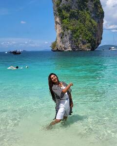 థాయిలాండ్ బీచ్‌లో అందాలతో మాయ చేస్తున్న విష్ణు ప్రియ