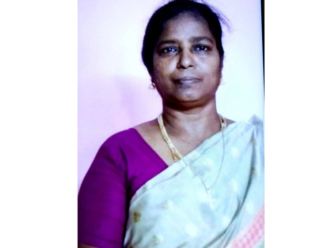 உதவி ஆய்வாளருக்கு விபத்து - உதவி செய்ய சென்ற பெண் காவலர் விபத்தில் சிக்கி பலியான சோகம்