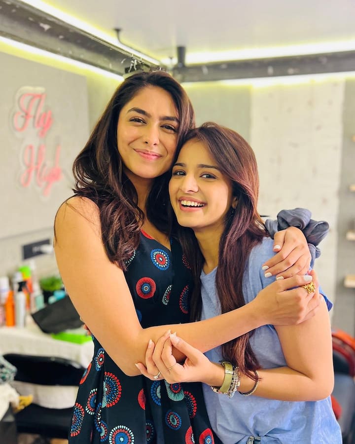 మృణాల్ ఠాకూర్ లేటెస్ట్ ఫొటోస్ - Images Credit: Mrunal Thakur/Instagram