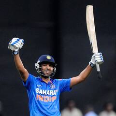 Rohit Sharma Record: সচিন-যুবিকে আগেই পেরিয়েছেন, এবার ধোনির রেকর্ডও ভাঙলেন রোহিত