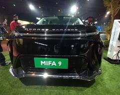 Auto Expo 2023: MGએ ઓટો એક્સ્પોમાં ઉતારી MIFA 9 ઈલેક્ટ્રિક એમપીવી, ખાસિયતો છે અદભુત