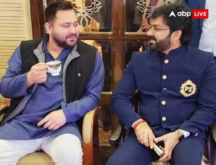 Pawan Singh Meets Tejashwi Yadav: फिल्मों के बाद क्या अब राजनीति में दम दिखाएंगे पवन सिंह? तेजस्वी यादव से मुलाकात के क्या हैं मायने