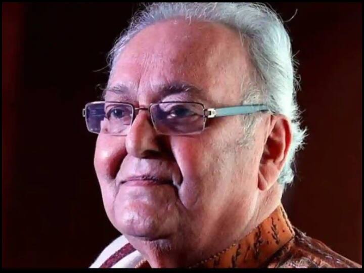 उन्होंने सत्यजीत रे की अपूर संसार, द फेलुदा सीरीज, कोनी, साट पाके बांधा, चारुलता, अरनार दिन रात्री, झिंदर बंदी आदि बेहतरीन फिल्मों में काम किया था.