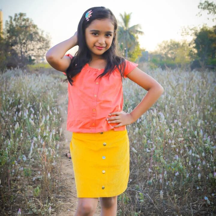 ఎన్నెన్నో జన్మలబంధం ఖుషి ( నైనిక) (Image credit: Minnu Nainika/Instagram)