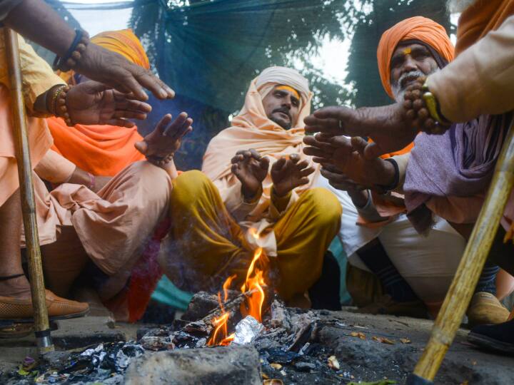 Gujarat Weather: गुजरात में कड़ाके की ठंड का सामना कर रहे लोगों के लिए बड़ी खबर, मौसम विभाग ने की ये भविष्यवाणी Gujarat Weather Update Today Meteorological Department forecast people can get normal relief from cold Gujarat Weather: गुजरात में कड़ाके की ठंड का सामना कर रहे लोगों के लिए बड़ी खबर, मौसम विभाग ने की ये भविष्यवाणी