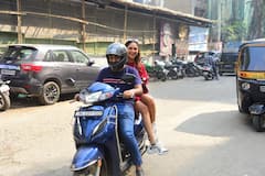 Krystle D'Souza: लंबी गाड़ी छोड़, स्कूटी की सवारी पर निकली ये एक्ट्रेस... बस कर दी एक गलती