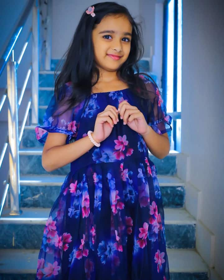 'ఎన్నెన్నో జన్మల బంధం' నైనికకి తొలి సీరియల్ అయినప్పటికీ ఎంతో చక్కగా నటిస్తూ బుల్లితెర ప్రేక్షకులకు చేరువైంది.