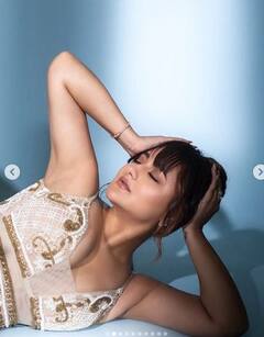 Rashami Desai: ਰਸ਼ਮੀ ਦੇਸਾਈ ਨੇ ਥਾਈ ਹਾਈ ਸਲਿਟ ਗਾਊਨ 'ਚ ਦਿਖਾਇਆ ਕਿਲਰ ਅੰਦਾਜ, ਤਸਵੀਰਾਂ ਨੇ ਵਧਾਇਆ ਇੰਟਰਨੈੱਟ ਦਾ ਪਾਰਾ