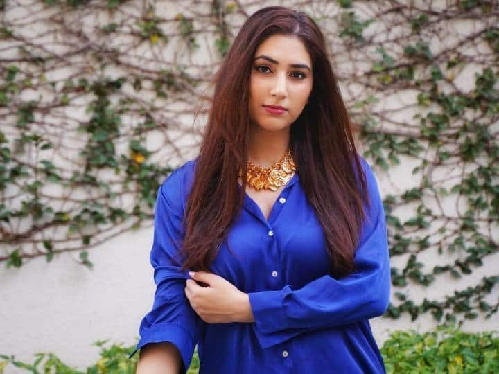 Disha Parmar Education: ‘बड़े अच्छे लगते हैं 2’ फेम एक्ट्रेस दिशा परमार छोटे पर्दे की सबसे पसंदीदा एक्ट्रेसेस में से एक हैं. आइए जानते हैं कि एक्ट्रेस ने टीवी में आने से पहले क्या पढ़ाई की है.