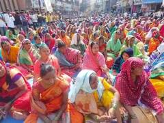 भर उन्हात सलग तिसऱ्या दिवशी वारणा धरणग्रस्त आणि चांदोली अभयारण्य प्रकल्पग्रस्तांचे आंदोलन सुरुच