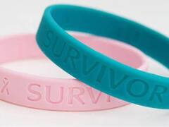 Cancer Symptoms: कैंसर होने पर पेट में होने लगती है ये गड़बड़ी, सर्वाइवर से जानें जवाब