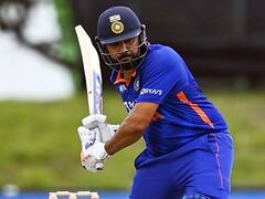Rohit Sharma Record: இந்திய மண்ணில் விண்ணை தொட்ட ரோஹித் சர்மா... எம்.எஸ்.தோனியின் சாதனையை முறியடித்து அசத்தல்!