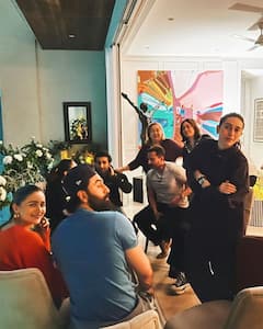 Ranbir-Alia, Kareena-Saif, Karisma, Neetu Kapoor And Others Attend Kapoor Khaandan Fam-Jam - See Pics