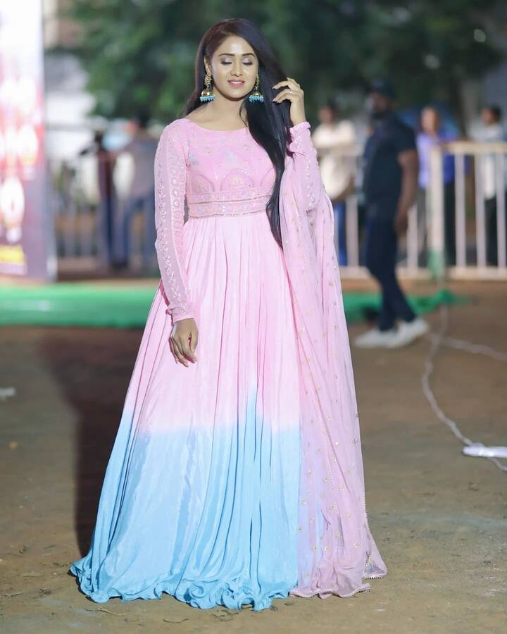 కార్తీక దీపం హిమ (కీర్తి కేశవ్ భట్) (Image Credit: Keerthi Keshav Bhat / Instagram)