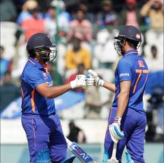 Rohit Sharma Record: રોહિત શર્માએ તોડ્યો MS Dhoni નો મોટો રેકોર્ડ, બન્યો નવો સિકસર કિંગ