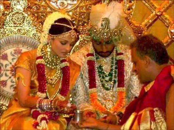 वहीं ऐश्वर्या की सबसे महंगी साड़ी की बात करें ये उनकी ब्राइडल साड़ी है. खबरों की मानें तो ऐश्वर्या राय द्वारा शादी के मौके पर पहनी गई यह साड़ी 75 लाख रूपए कीमत की थी. मीडिया रिपोर्ट्स की मानें तो ऐश्वर्या ने शादी के मौके पर जो साड़ी पहनी थी उसमें सोना के धागों का जरी वर्क था और रियल क्रिस्टल जड़े हुए थे.