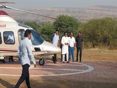 PHOTO: परळीसाठी निघालेलं  राज ठाकरेंचं हेलिकॉप्टर औरंगाबादेत थांबले