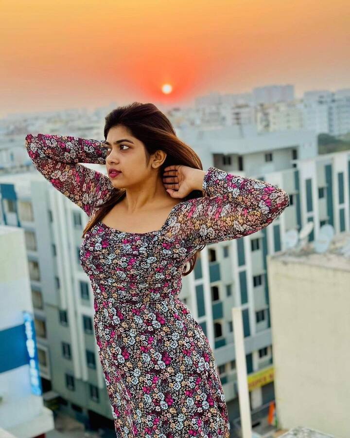 రీతూ చౌదరి లేటెస్ట్ ఫోటోస్.  Image Credit: Rithu Chowdary/ Instagram